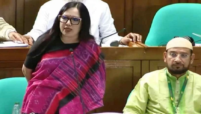 যুক্তরাষ্ট্রের সঙ্গে হওয়া চুক্তি সংসদে তোলার দাবি রুমিন ফারহানার