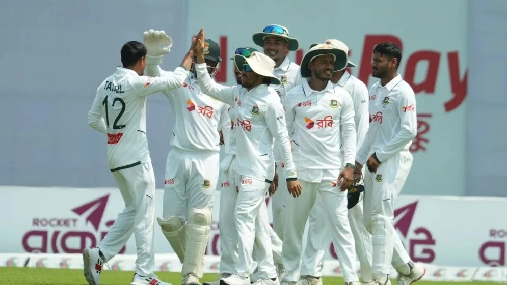 বড় লিড পেল বাংলাদেশ