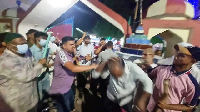 মাজারে হামলা: জামায়েতের ১০০-১৫০ সদস্যকে আসামি