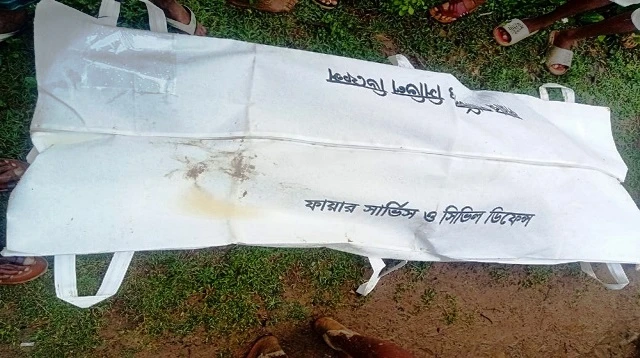 মাদারীপুরে একই পরিবারের ৩ জনের মরদেহ উদ্ধার