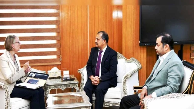 তথ্যমন্ত্রীর সঙ্গে ব্রিটিশ হাইকমিশনার ও সুইজারল্যান্ডের রাষ্ট্রদূতের সাক্ষাৎ