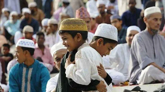 ঈদের জামাত কখন কোথায়