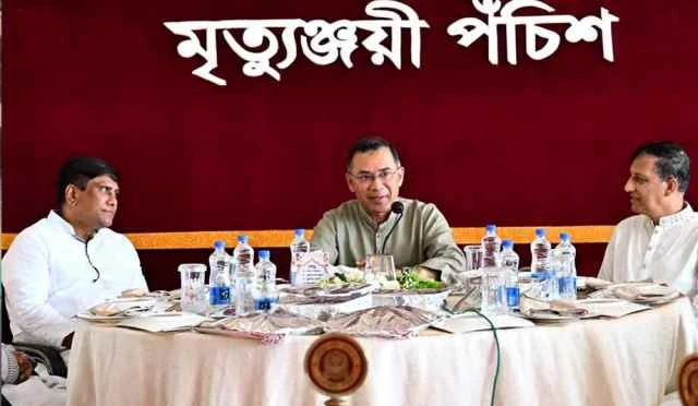 জাতীয় সংকটে সেনাবাহিনীর অবদান স্মরণীয় হয়ে থাকবে : প্রধানমন্ত্রী