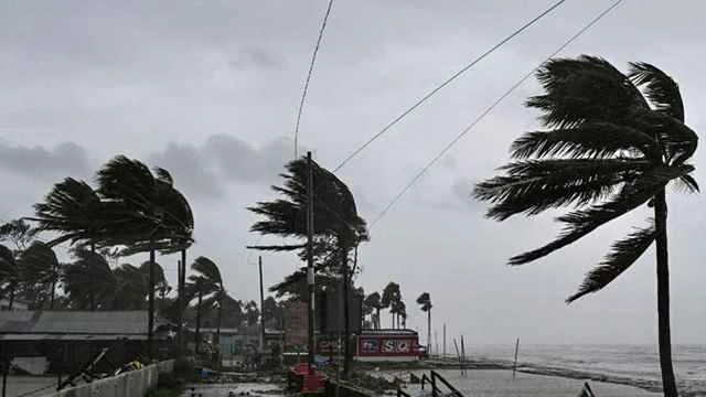 দেশের ৫ অঞ্চলে ঝড়ের শঙ্কা,