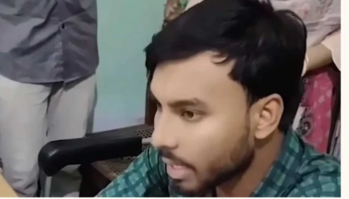 যৌন নিপীড়নের অভিযোগে এনসিপি নেতাকে জুতাপেটা