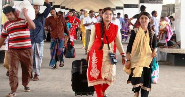 ঈদের ছুটি শেষে ঢাকায় ফিরছেন নগরবাসী