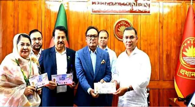 বিশ্বকাপ ফুটবল উপলক্ষে ডাকটিকিট উন্মোচন করলেন প্রধানমন্ত্রী