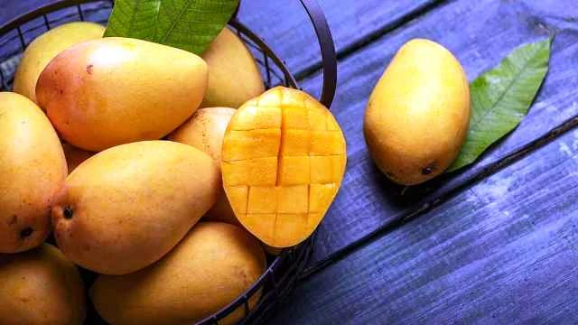 ফ্রিজ ছাড়া আম সংরক্ষণের উপায়