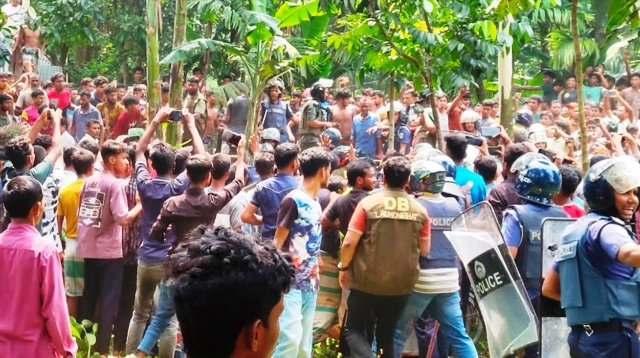 শিশুর বস্তাবন্দি মরদেহ উদ্ধার: বিক্ষোভে উত্তপ্ত আদিতমারী