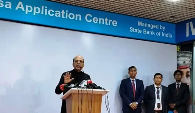 বাংলাদেশিদের জন্য ট্যুরিস্ট ভিসা ফের চালুর ঘোষণা ভারতের