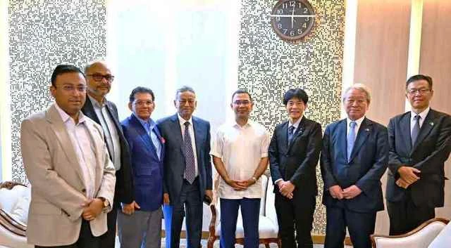 প্রধানমন্ত্রীর সঙ্গে জাপানি প্রতিনিধি দলের সাক্ষাৎ