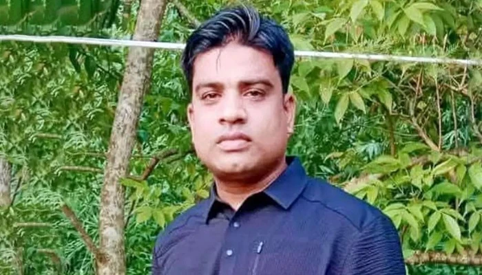 আদাবরে বিএনপি নেতাকে কুপিয়ে হত্যা