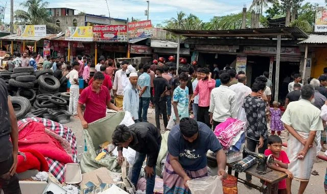 সেনবাগে সিলিন্ডার বিস্ফোরণ, ৫ প্রতিষ্ঠান পুড়ে ছাই