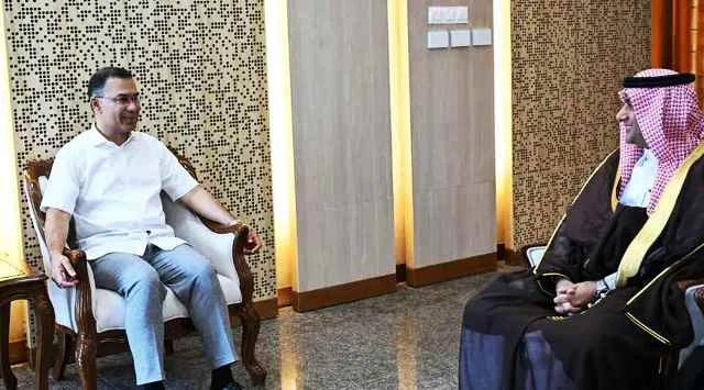প্রধানমন্ত্রীর সঙ্গে সৌদি রাষ্ট্রদূতের সৌজন্য সাক্ষাৎ