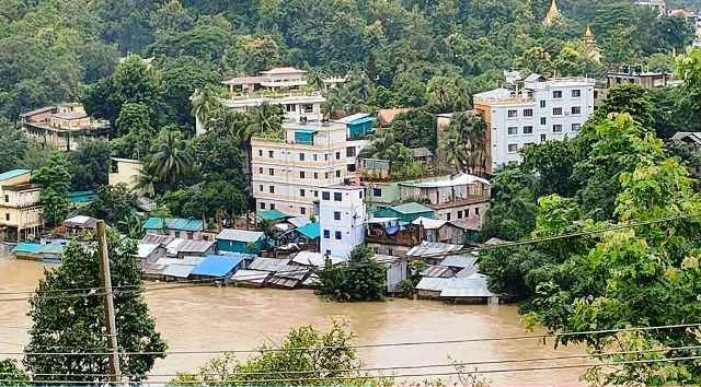 বান্দরবানে আবারও বাড়ছে বন্যার পানি, হাজার মানুষ পানিবন্দি