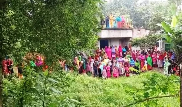 পাবনায় ডোবা থেকে  যুবকের মরদেহ উদ্ধার