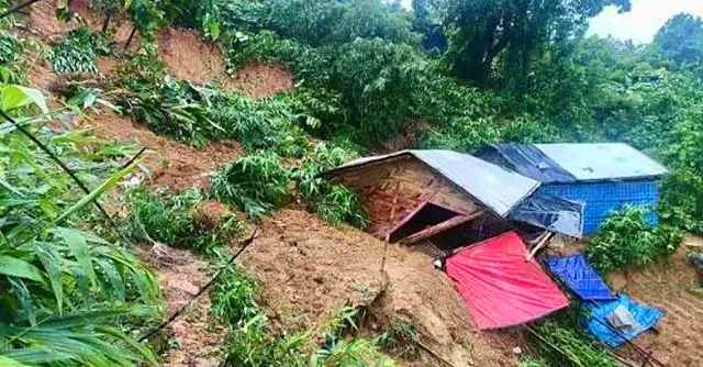 চট্টগ্রামে পাহাড় ধসে প্রাণ গেল ১৩ জনের