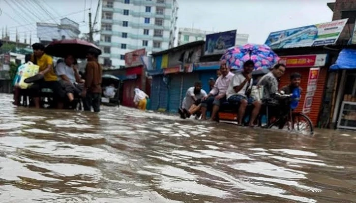 ঢাকায় ১৭ বছর পর সর্বোচ্চ বৃষ্টি