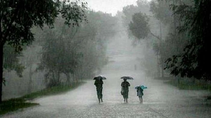 ১৯ অঞ্চলে ঝোড়ো হাওয়া-বজ্রবৃষ্টির শঙ্কা