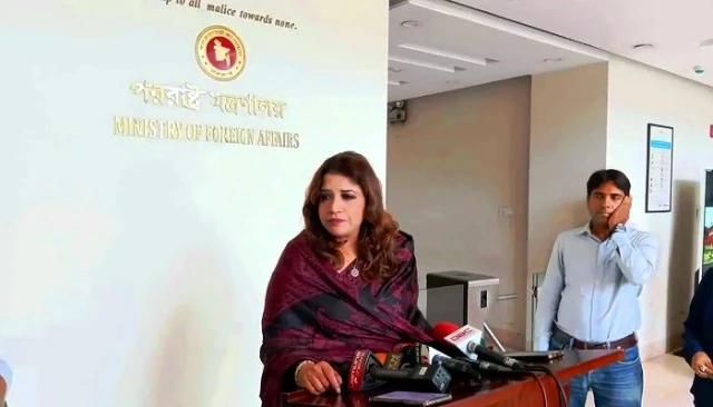শেখ হা‌সিনার আত্মসমর্পণের সুযোগ নেই, দেশে ফিরলে গ্রেপ্তার