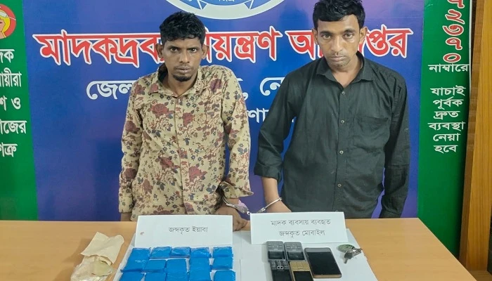 সেনবাগে দুই মাদক কারবারি গ্রেপ্তার, মোবাইল জব্দ