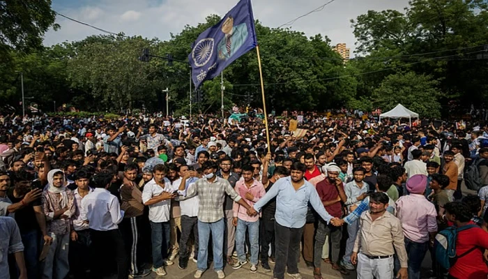 ভারতে ছাত্র আন্দোলনে সমর্থন বাড়ছে