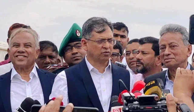 আইনশৃঙ্খলার উন্নতি ছাড়া দেশে নতুন বিনিয়োগ সম্ভব নয়: স্বরাষ্ট্রমন্ত্রী