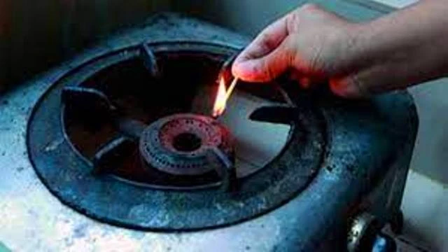 গ্যাসের ঘাটতিতে বাড়ছে বিদ্যুৎ ও শিল্প সংকট