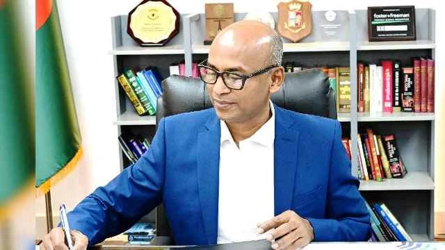 সিআইডির প্রধান হিসেবে দায়িত্ব নিলেন মোশাররফ হোছাইন