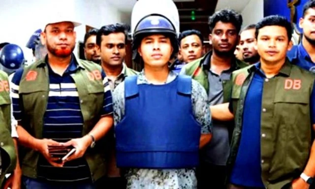 দুই মামলায় ডেভিড ইমনের ১০ দিনের রিমান্ড