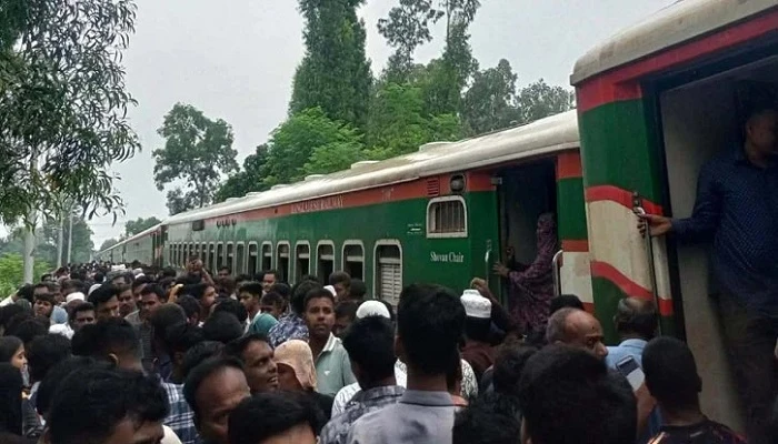 ঢাকার সঙ্গে উত্তরবঙ্গের রেল যোগাযোগ বন্ধ