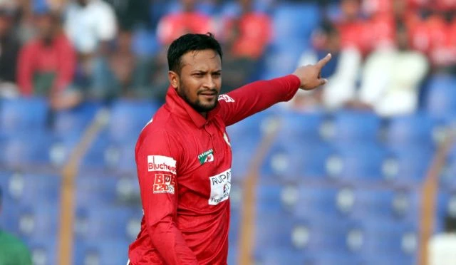 মাগুরার বাড়িতে হামলার পর প্রতিক্রিয়া জানালেন সাকিব