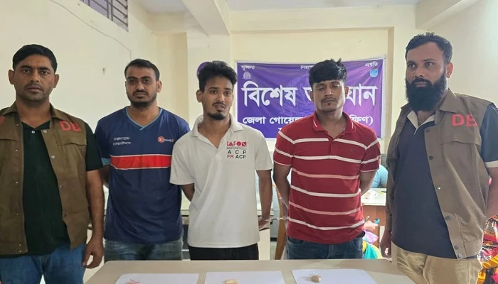 কেরানীগঞ্জে ইয়াবাসহ পাঁচ মাদক ব্যবসায়ী গ্রেফতার