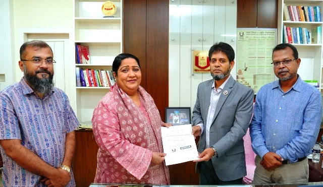 পাবিপ্রবি ও ইউনিভার্সেল গ্রুপের মধ্যে সমঝোতা স্মারক স্বাক্ষরিত