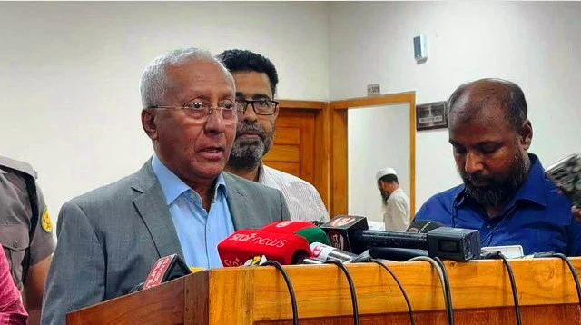 রাষ্ট্রপতি নির্বাচনে প্রার্থিতা প্রত্যাহার করেননি কেউ