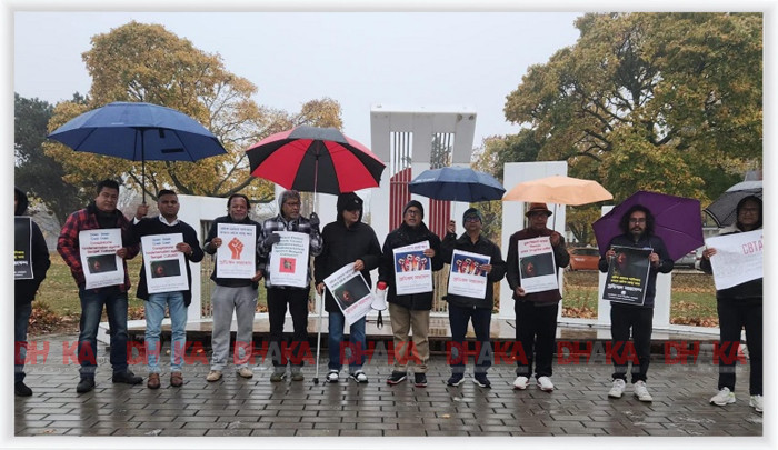 নাটক বন্ধের প্রতিবাদে কানাডায় সমাবেশ