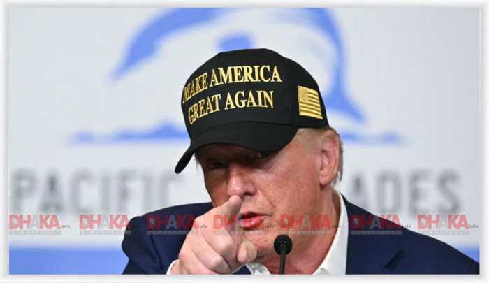 যুক্তরাষ্ট্রের দুর্যোগপীড়িত অঞ্চল পরিদর্শনে প্রেসিডেন্ট ট্রাম্প, সাহায্য কমানোর হুমকি 